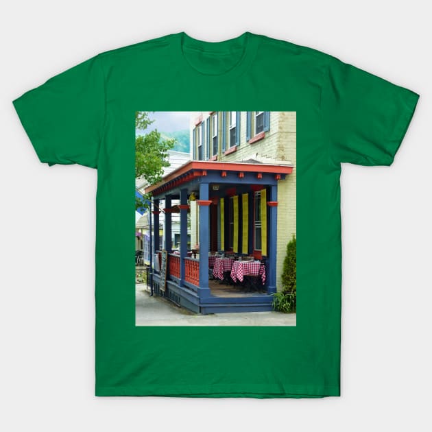 Cold Springs NY - Outdoor Cafe with Checkered Tablecloths T-Shirt by SusanSavad